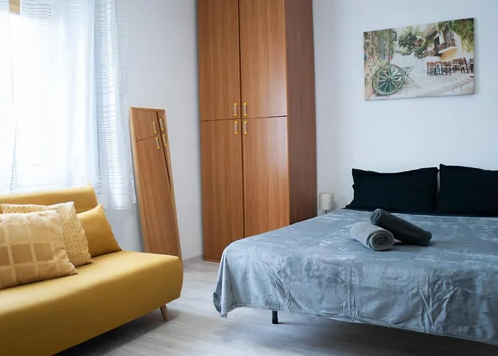 Nonna Pina Moderno Vicino Metro Awifi,netflix Apartment *