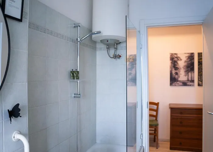 Apartment Nonna Pina Moderno Vicino Metro Awifi,netflix *