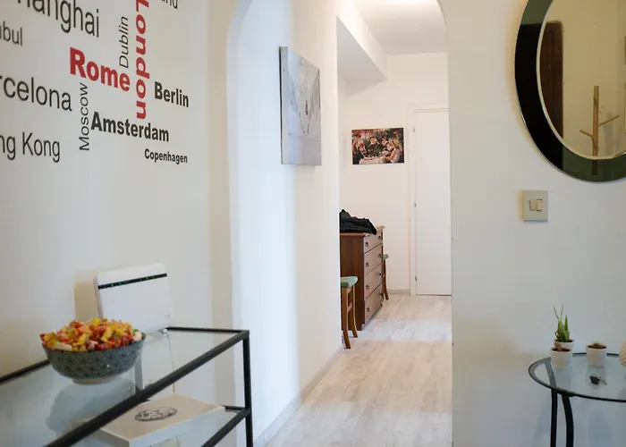 Apartment Nonna Pina Moderno Vicino Metro Awifi,netflix Rom